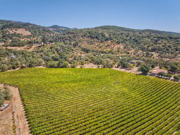 15881 Highway 12, Sonoma, CA 95476