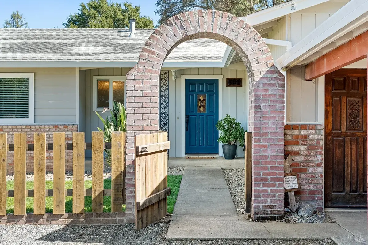 199 Bailhache Avenue, Healdsburg, CA 95448 - #1