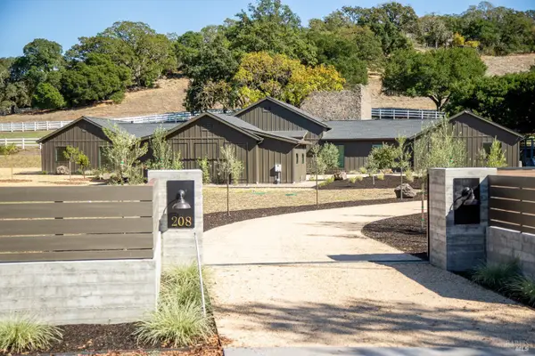 208 Ursuline Road, Santa Rosa, CA 95403