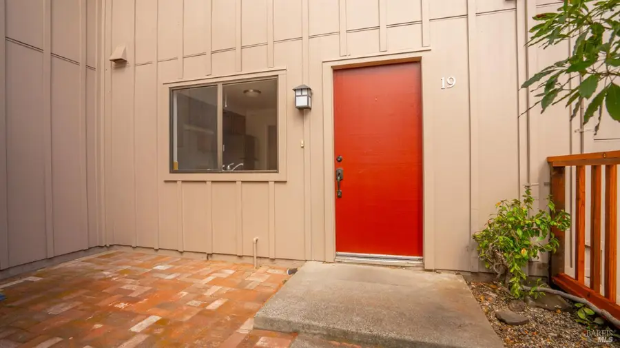 19 Burdell Court, Novato, CA 94949 - Image #3