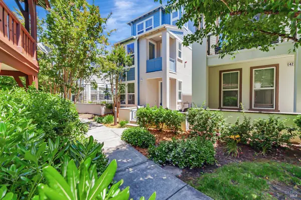 4242 Streamside Drive, Santa Rosa, CA 95409