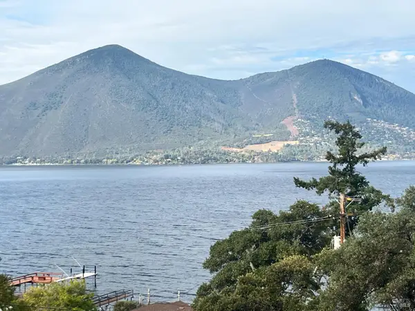 11478 Lakeshore Drive, Clearlake, CA 95422