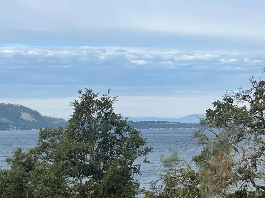 11478 Lakeshore Drive, Clearlake, CA 95422 - Image #2