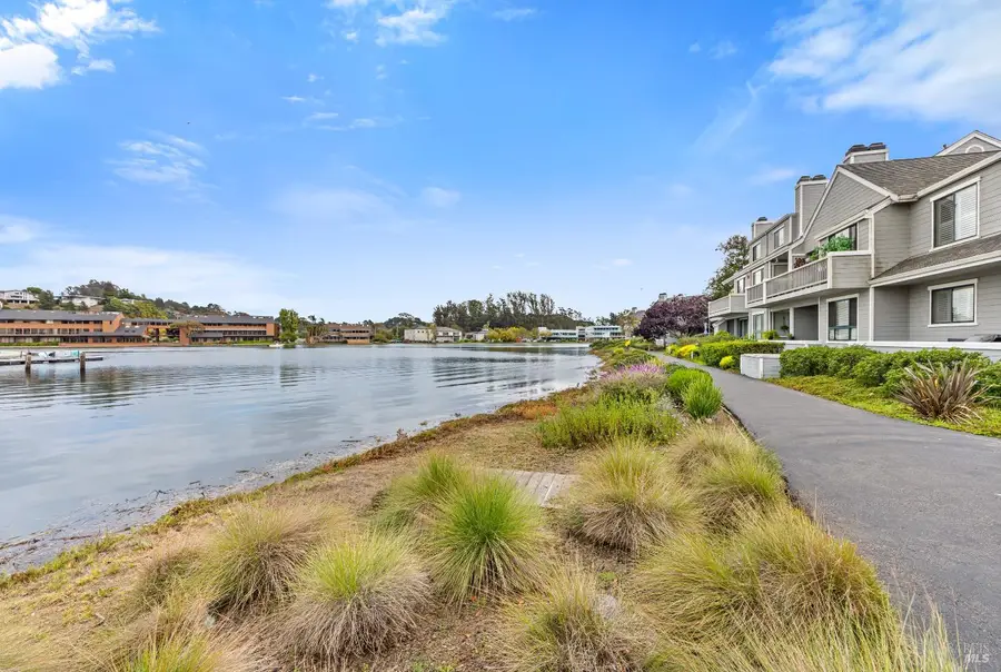 6033 Shelter Bay Avenue, Mill Valley, CA 94941 - Image #3