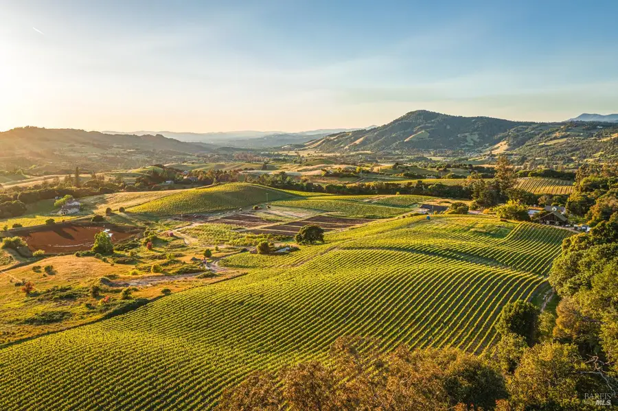 5561 Sonoma Mountain Road, Santa Rosa, CA 95404 - Image #2