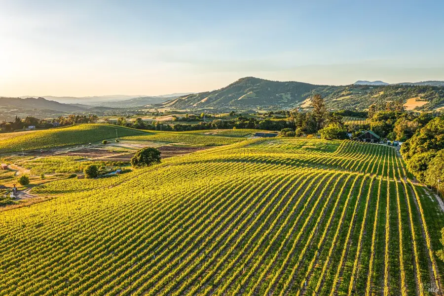 5561 Sonoma Mountain Road, Santa Rosa, CA 95404 - Image #3