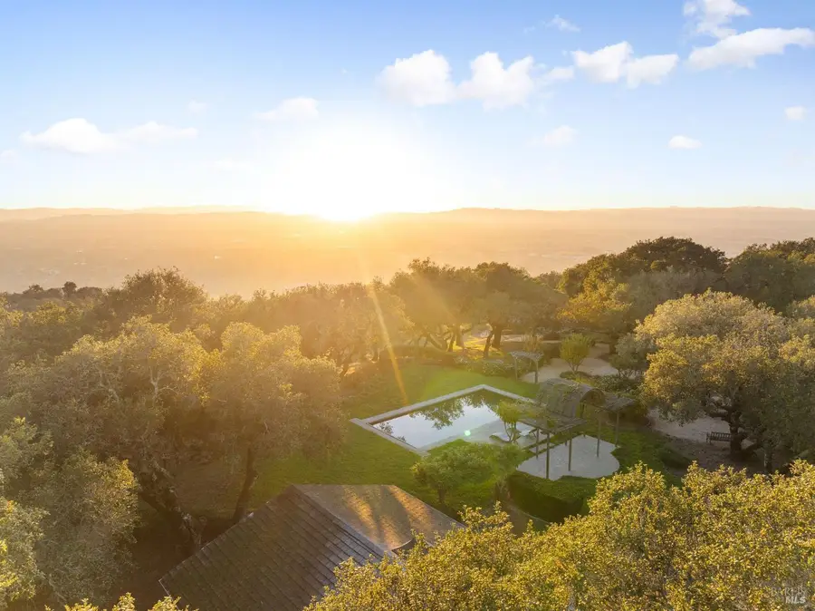 2700 Warrington Road, Santa Rosa, CA 95404 - Image #2