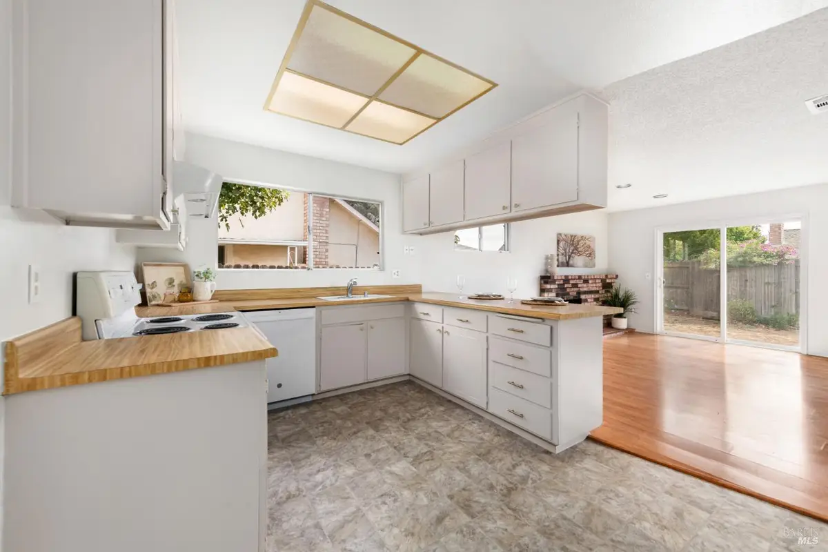 190 Fairview Drive, Vacaville, CA 95687 - Image #1