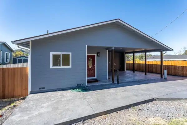 6100 Eastside Calpella Road, Ukiah, CA 95482