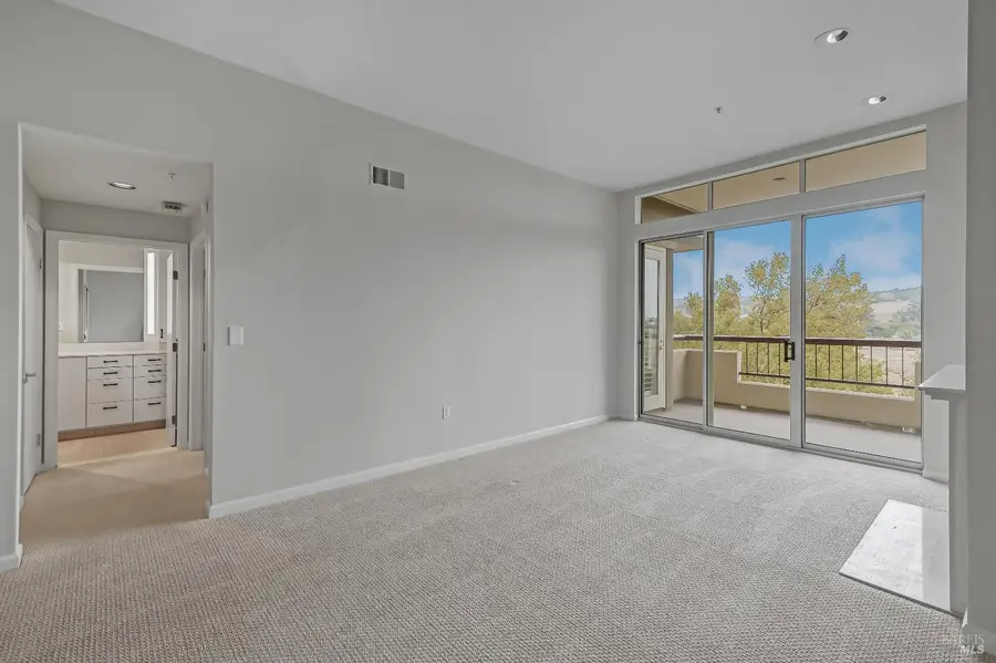 300 Deer Valley Road #4E, San Rafael, CA 94903 - Image #2