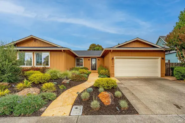 692 Avenue Del Oro, Sonoma, CA 95476