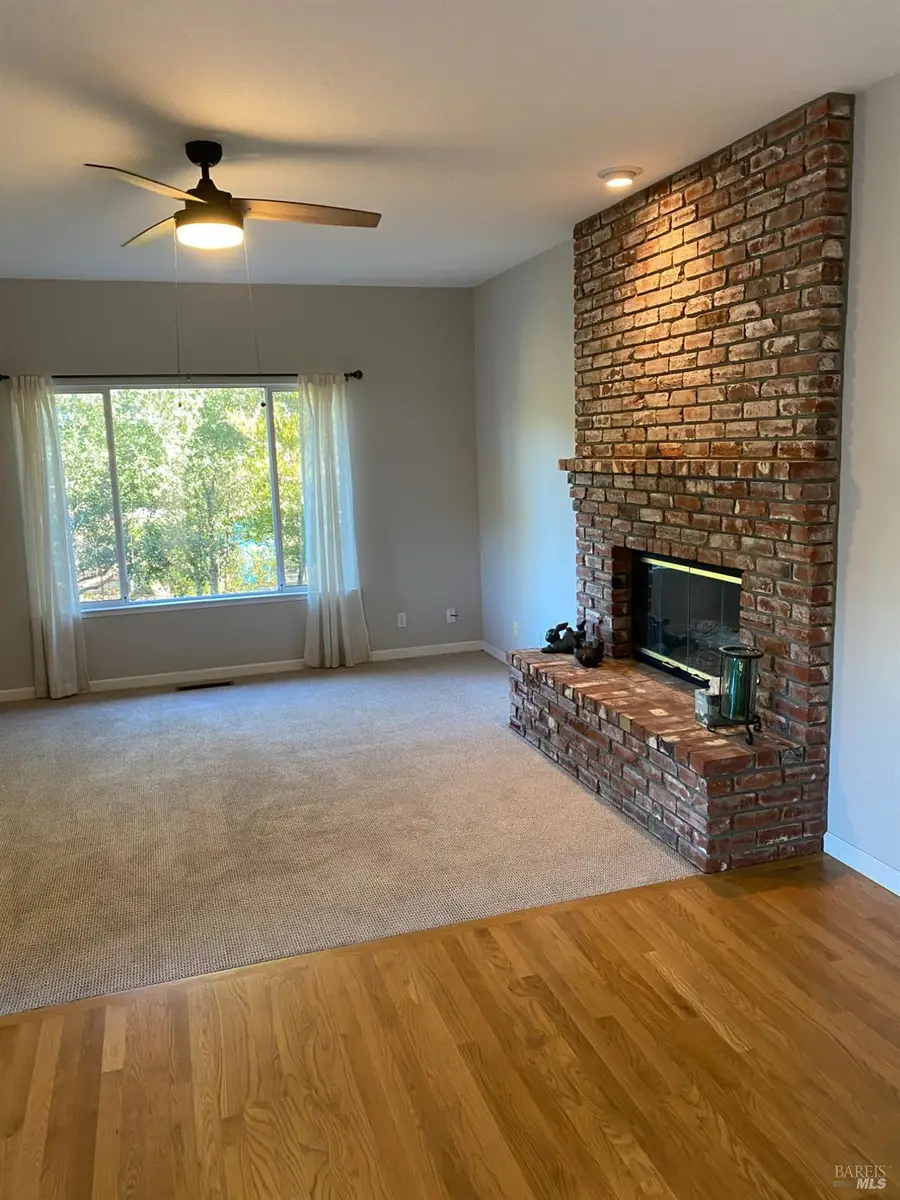 6261 Meadowstone Drive, Santa Rosa, CA 95409 - Image #2