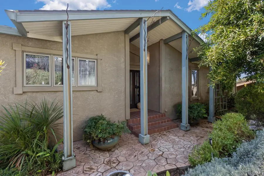 1372 Bonita Bahia Court, Benicia, CA 94510 - Image #2