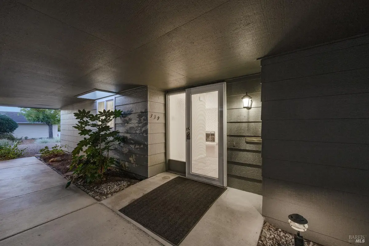 339 Valley Oaks Drive, Santa Rosa, CA 95409 - Image #1