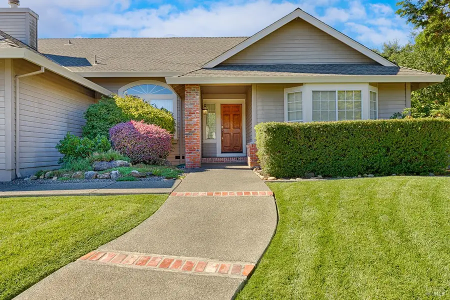 240 Silver Creek Circle, Santa Rosa, CA 95409 - Image #2