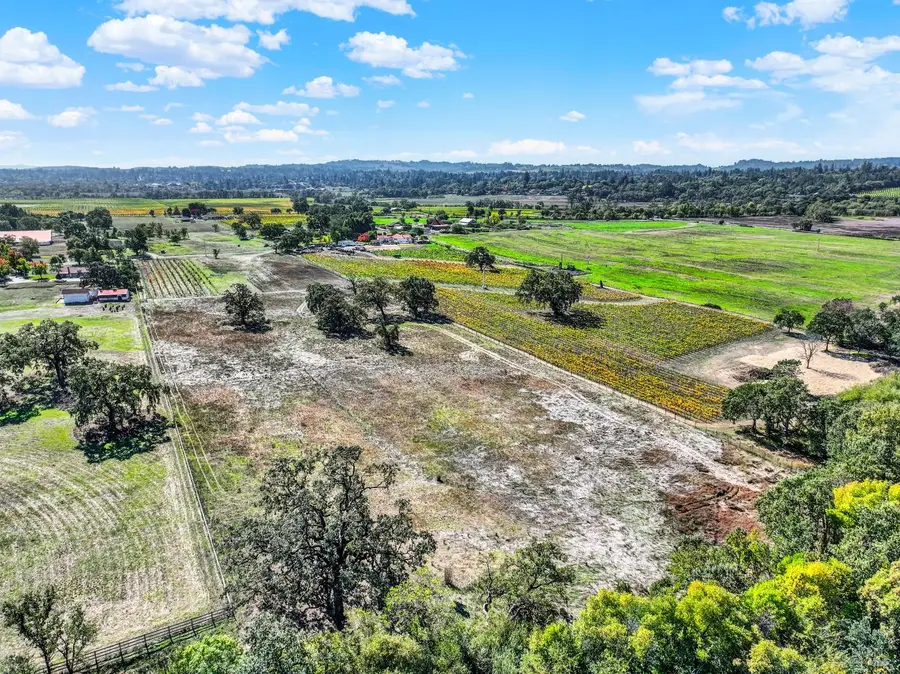 5695 Bravo Toro Lane, Santa Rosa, CA 95401 - Image #3