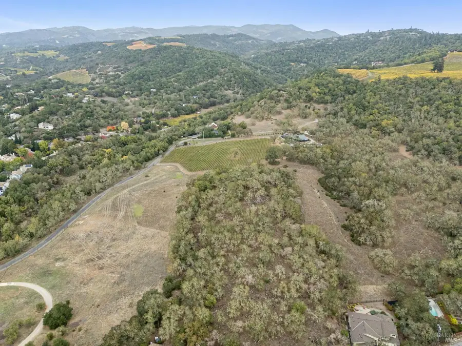 18648 Lomita Avenue, Sonoma, CA 95476 - Image #2