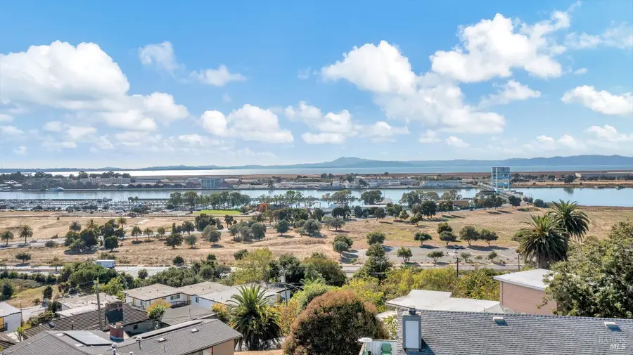 104 Baxter Street, Vallejo, CA 94590 - Image #2