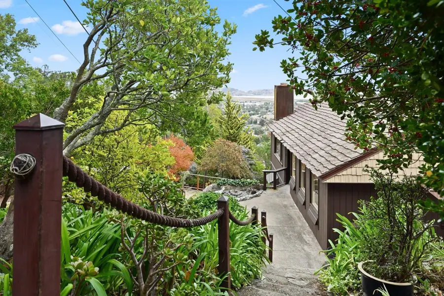 666 Redwood Avenue, Corte Madera, CA 94925 - Image #2