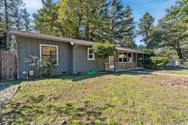 1575 Manzanita Drive, Ukiah, CA 95482