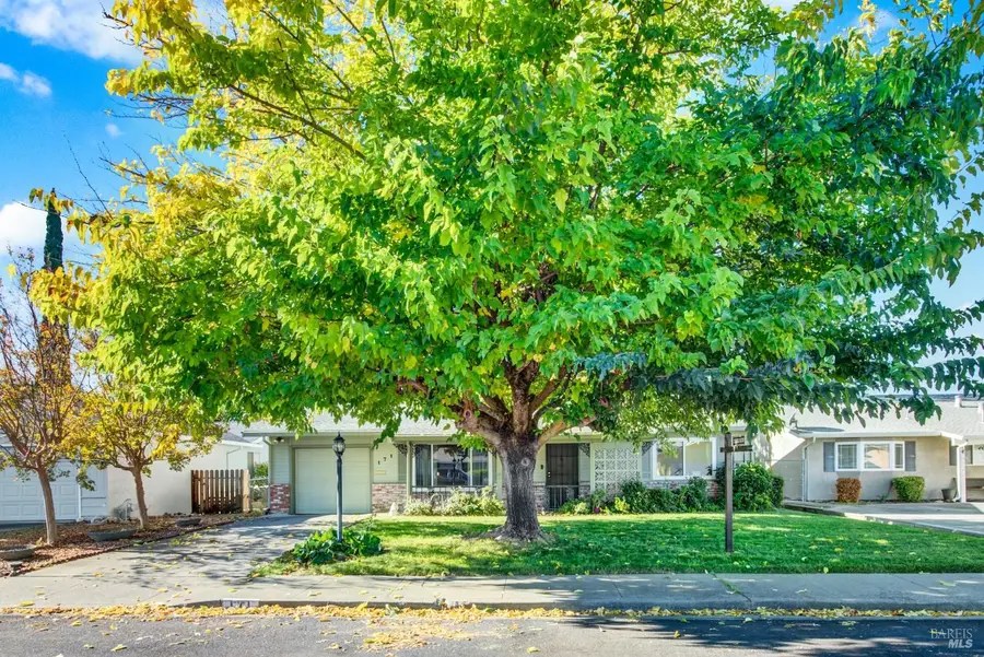 171 Mckinley Circle, Vacaville, CA 95687 - Image #3