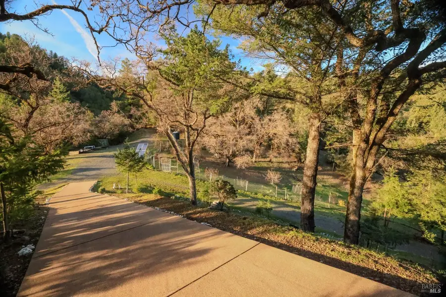 19801 Kelly Road, Geyserville, CA 95441 - Image #3