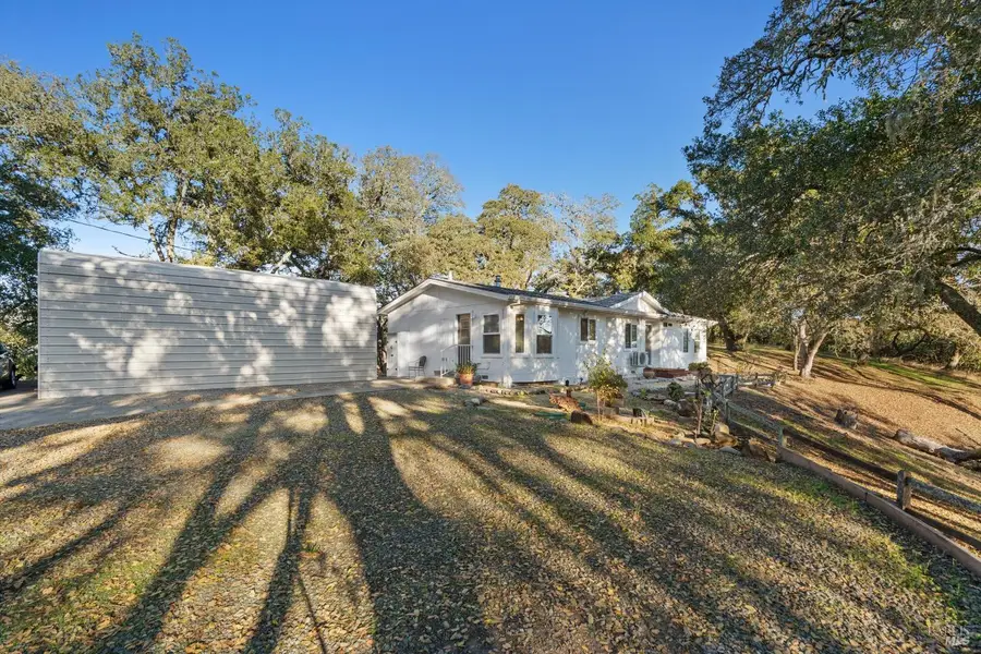 27770 Asti Road, Cloverdale, CA 95425 - Image #3