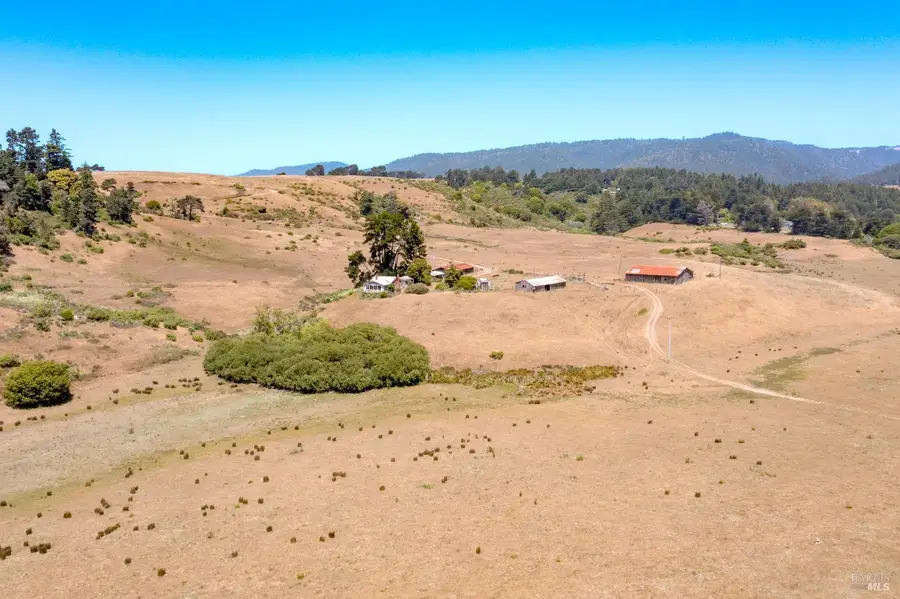 43001 Mountain View Road, Manchester, CA 95459 - Image #3