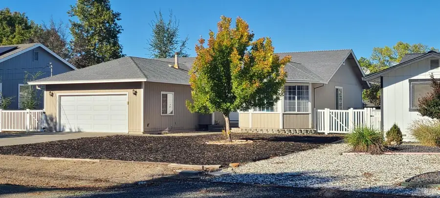 19474 Mountain Meadow S, Hidden Valley Lake, CA 95467 - #3