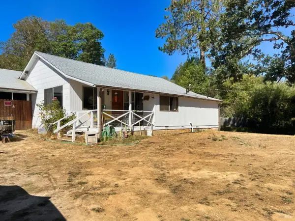 44170 Lakeview Avenue, Laytonville, CA 95454