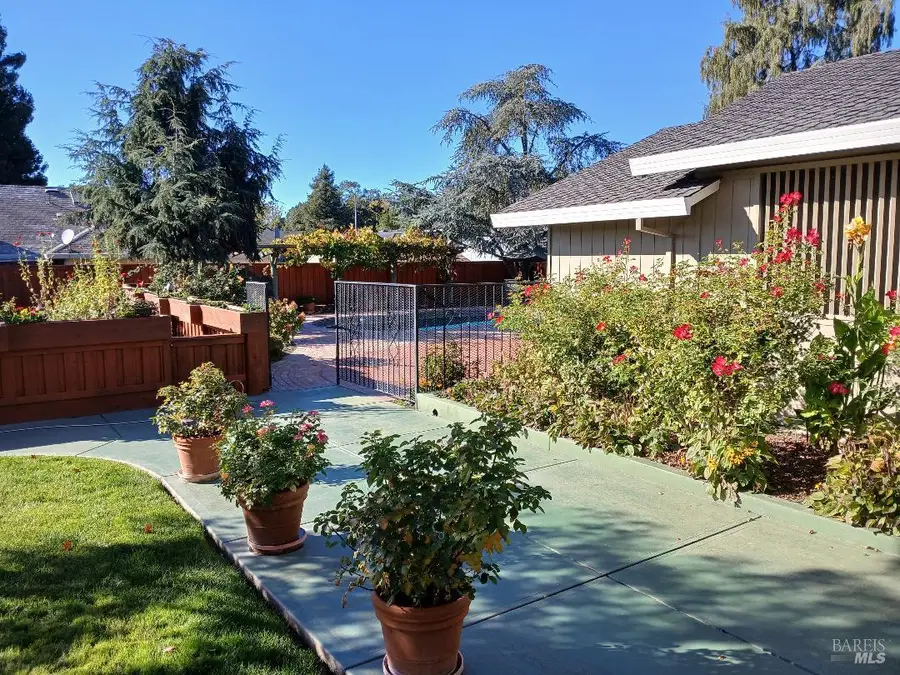 6133 Tamara Lane, Windsor, CA 95492 - Image #3