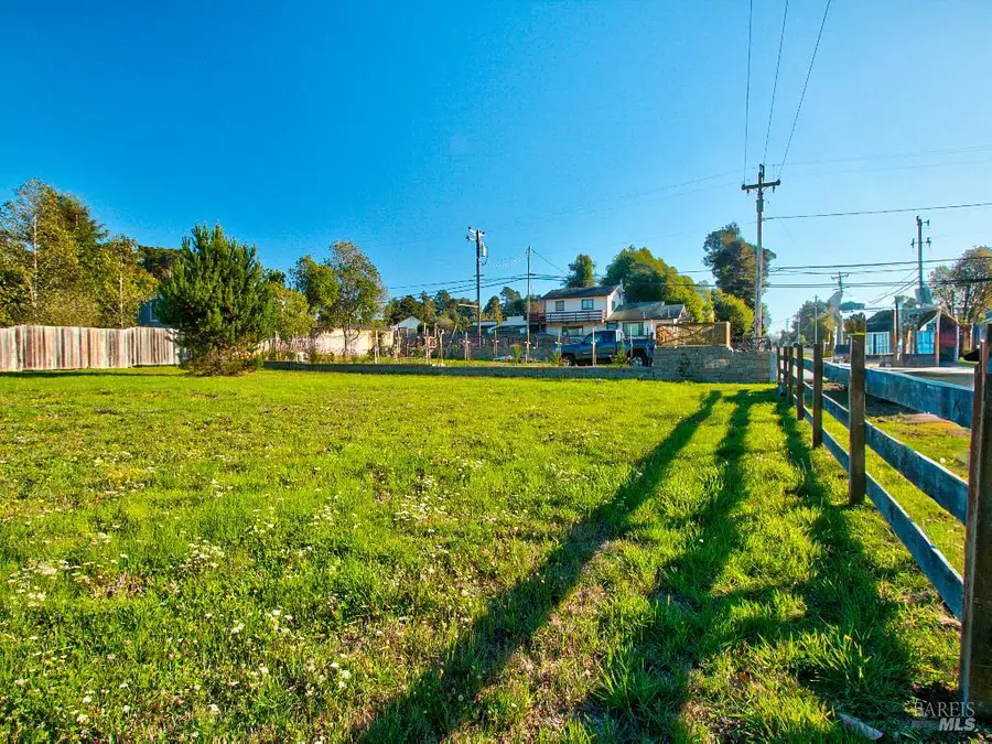 102 N Dana Street, Fort Bragg, CA 95437 - #2