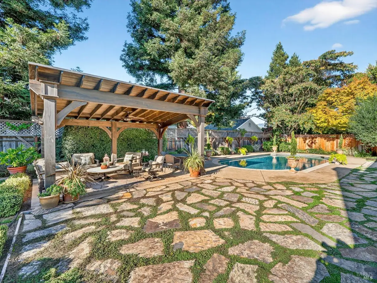 1270 Sweetbriar Drive, Napa, CA 94558 - Image #1
