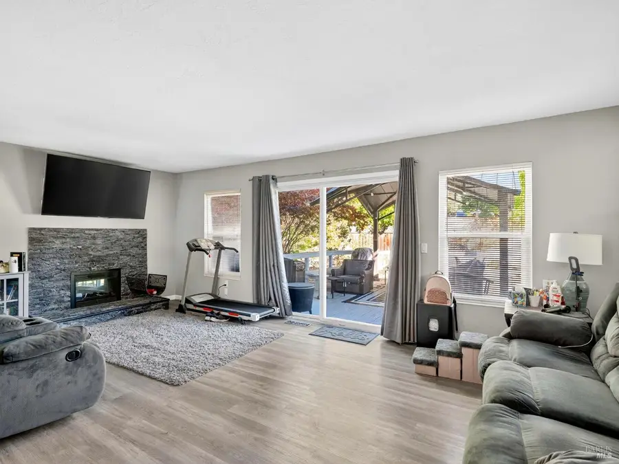 4406 Hedge Court, Rohnert Park, CA 94928 - Image #3