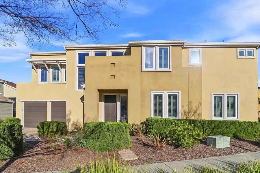 586 Sapphire Street, Petaluma, CA 94952 - Image #2