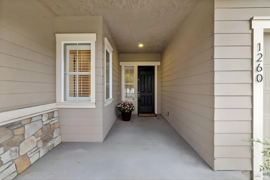 1260 Aloise Avenue, Santa Rosa, CA 95407 - Image #2
