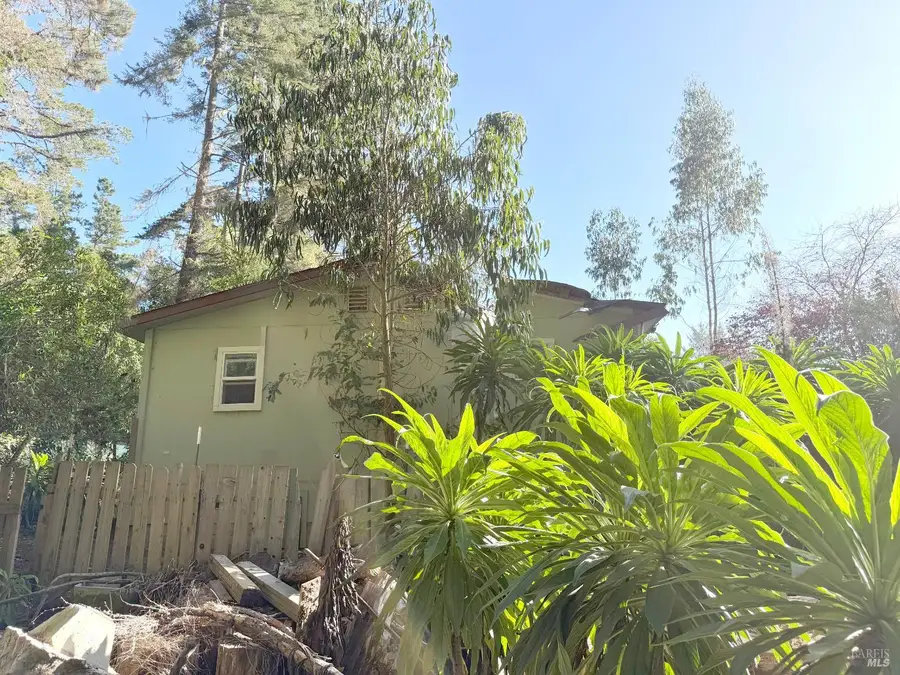 27832 N Highway 1 Highway, Fort Bragg, CA 95437 - Image #3