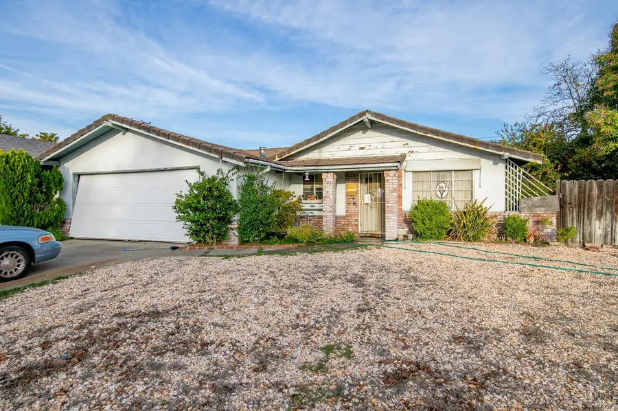 301 Plum Street, Vacaville, CA 95688 - Image #3