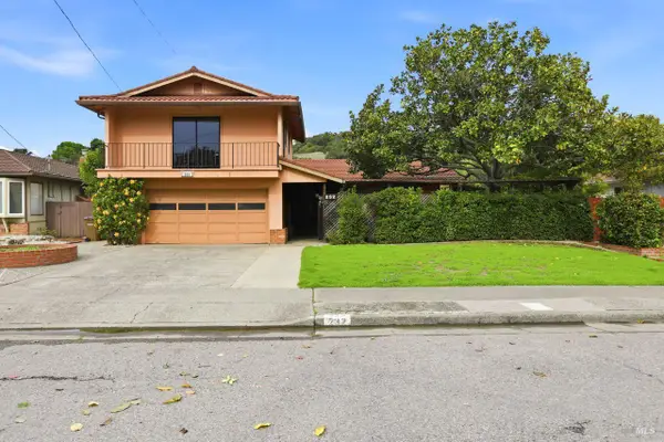 232 Orris Terrace, San Rafael, CA 94903
