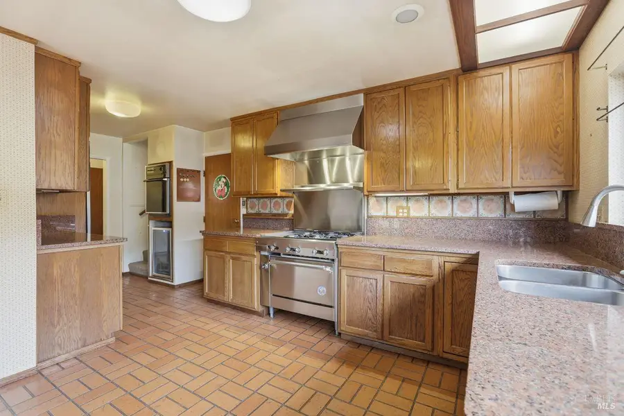 232 Orris Terrace, San Rafael, CA 94903 - Image #3