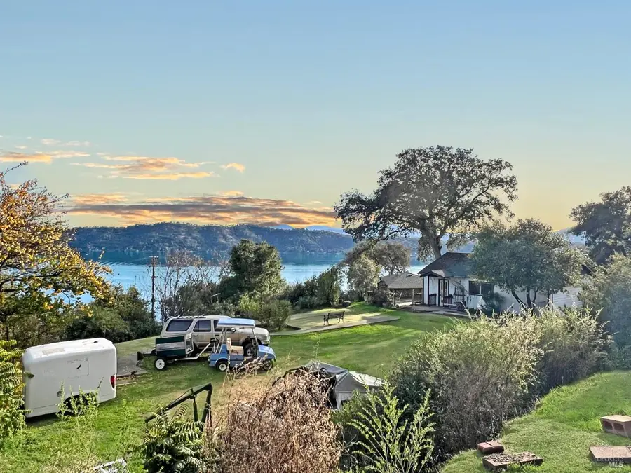 11613 Lakeview Drive, Clearlake Oaks, CA 95423 - Image #2