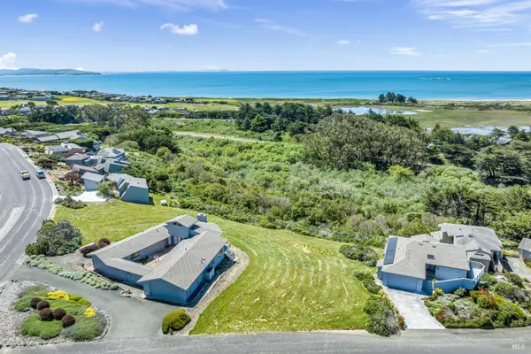 190 Starboard Court, Bodega Bay, CA 94923