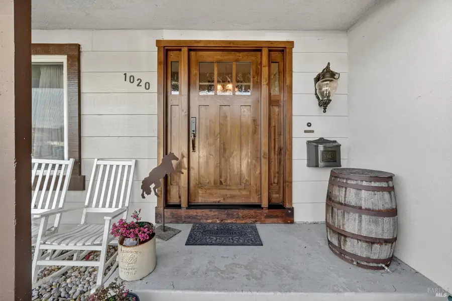 1020 Catalpa Way, Petaluma, CA 94954 - Image #3