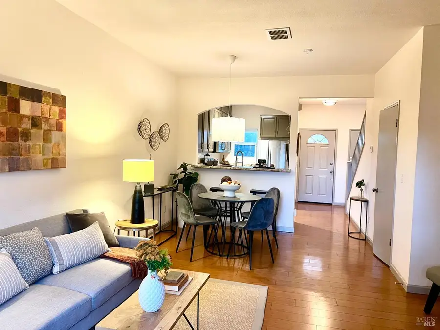 36 Bridgegate Way, Napa, CA 94559 - Image #2