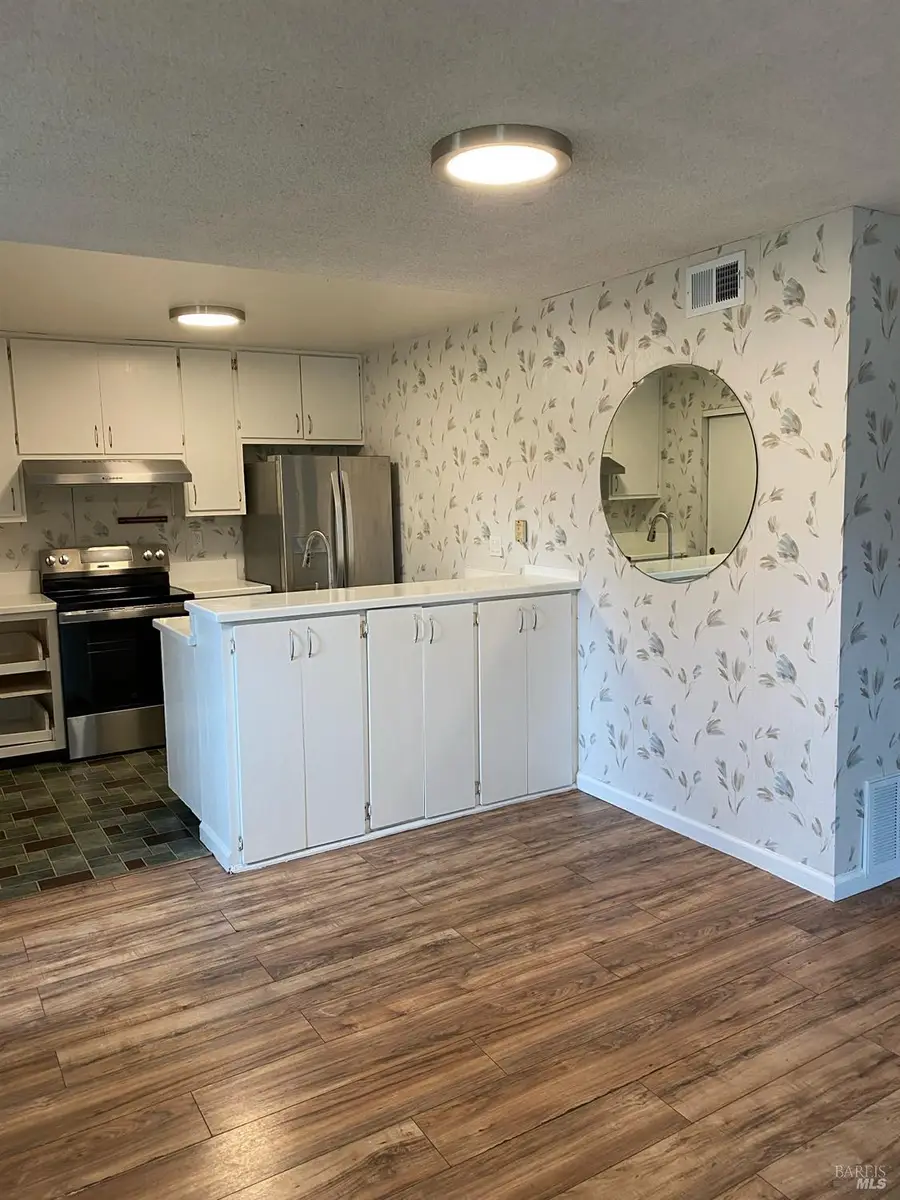 425 Bahia Way, San Rafael, CA 94901 - Image #3