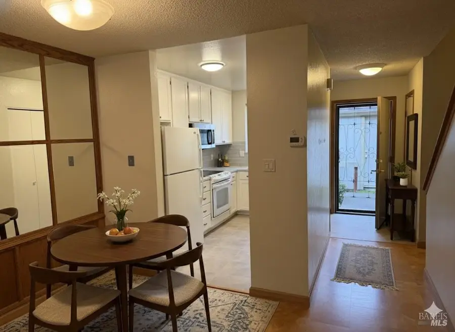 1964 Knolls Drive, Santa Rosa, CA 95405 - Image #2