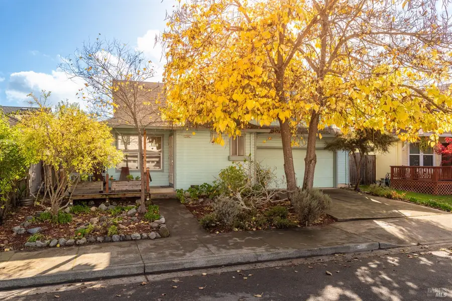 2542 Casey Drive, Santa Rosa, CA 95403 - Image #2