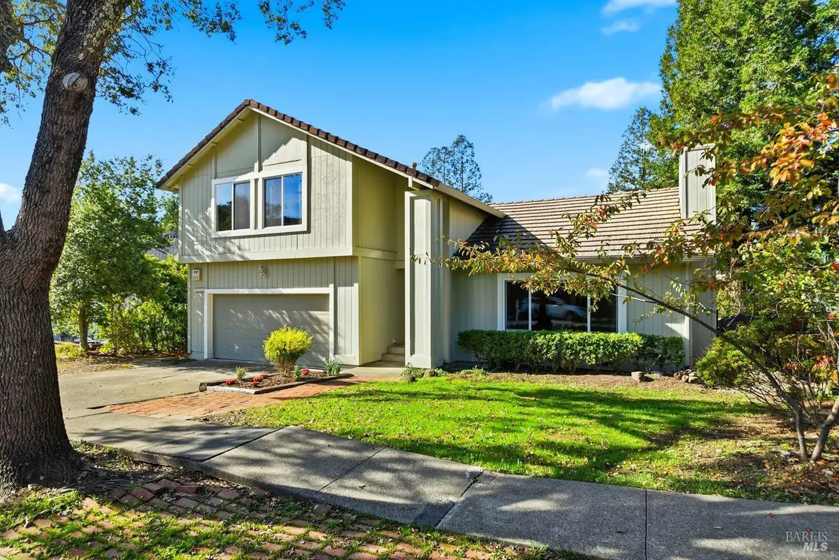 4860 Parktrail Drive, Santa Rosa, CA 95405 - Image #1