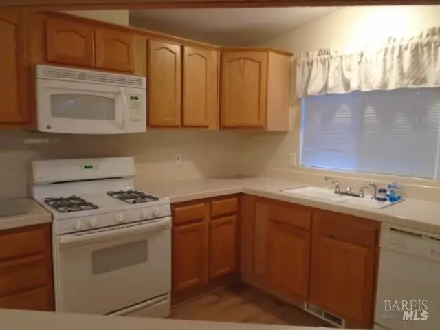 166 Brookview Court, Santa Rosa, CA 95409 - Image #2