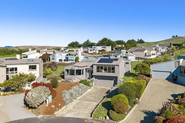 301 Sanderling Court, Bodega Bay, CA 94923